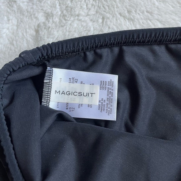 Magic suit black swim skirt size 12 worn once. - Picture 3 of 4